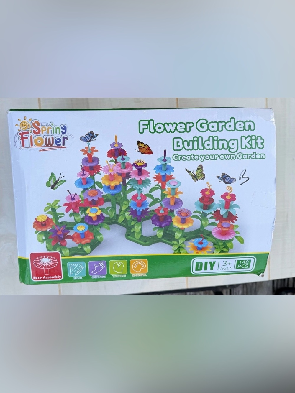 Spring Flower Garden Building
Kit DIY Create Your Own 148
Pcs Ages 3+ STEM Toy